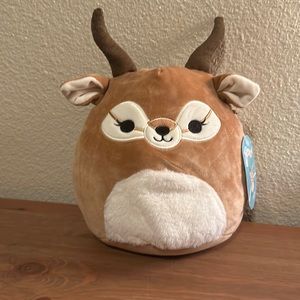 SQUISHMALLOW-Adila the Antelope